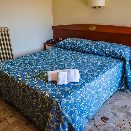 Otel Easy Meryon
